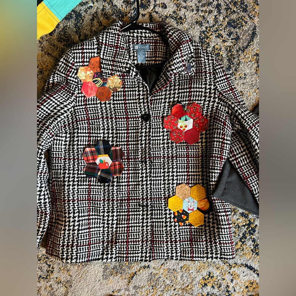 Plaid Blazer with Hexie flowers